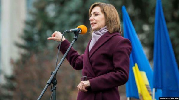 Санду подтвердила, что первый визит на посту президента совершит в Украину