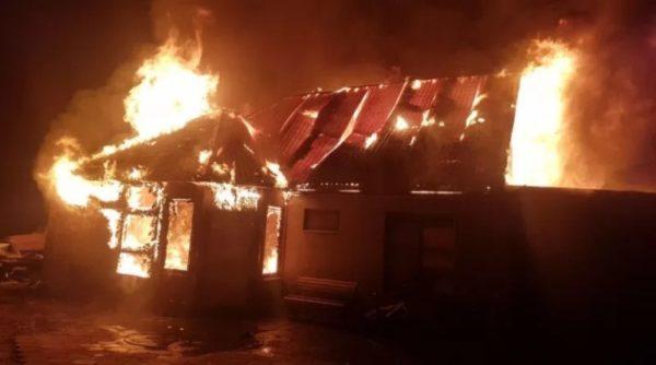 В Одесской области из-за новогодней гирлянды полностью сгорел жилой дом