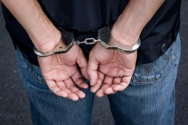 В Болградском районе задержали злоумышленников за незаконное хранение наркотиков и оружия