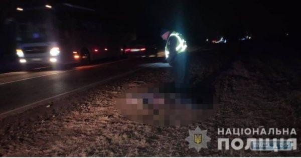 Тела двух погибших мужчин обнаружены ночью на дороге под Одессой