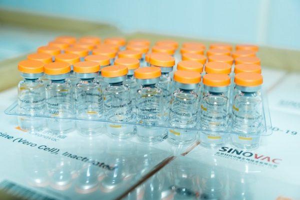 Китайская вакцина CoronaVac прибыла в Одесскую область