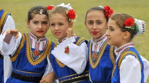 Гагаузы Бессарабии хотят причислиться к коренным народам Украины и учиться на родном языке