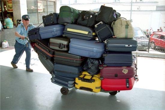 В Одесском аэропорту загорелся багаж у пассажира