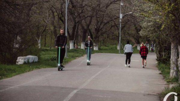 “Нет самокатам!” -когда в Одессе начнут штрафовать водителей электросамокатов