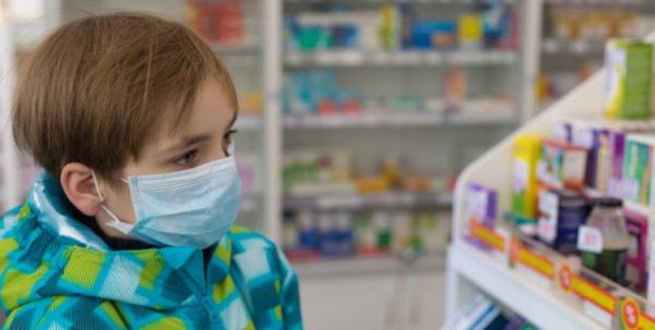 Зеленский подписал закон о запрете продажи лекарств детям