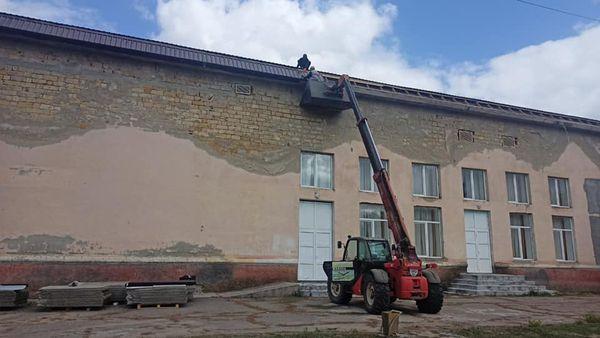 Подходит к завершению капитальный ремонт крыши Главанского дома культуры
