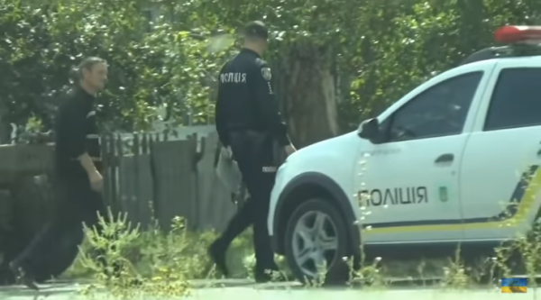 Автоактивисты засняли получение взятки сотрудниками Саратского отделения полиции (видео)