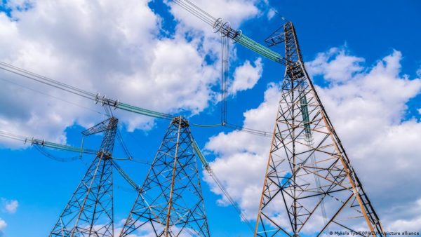 Беларусь возобновляет поставки электроэнергии в Украину