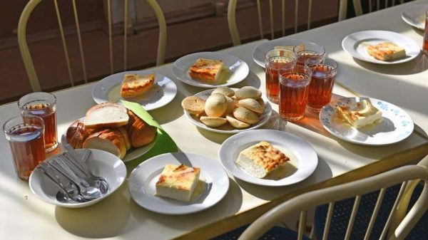 В школах Украины ввели новое питание: какие блюда под запретом