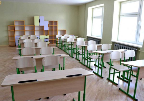 Все учебные заведения Украины перевели на “дистанционку”