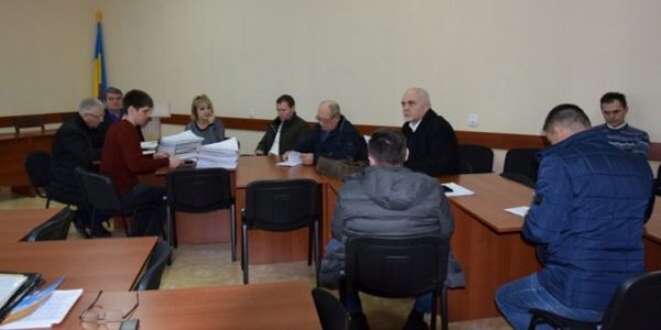 Члены земельной комиссии Саратского поселкового совета отказались проводить заседание