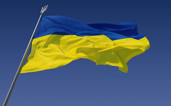 Украина разорвала дипломатические отношения с Россией