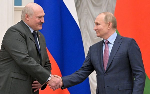 Вслед за Россией: Лукашенко заговорил о блокировке Youtube и соцсетях в Беларуси