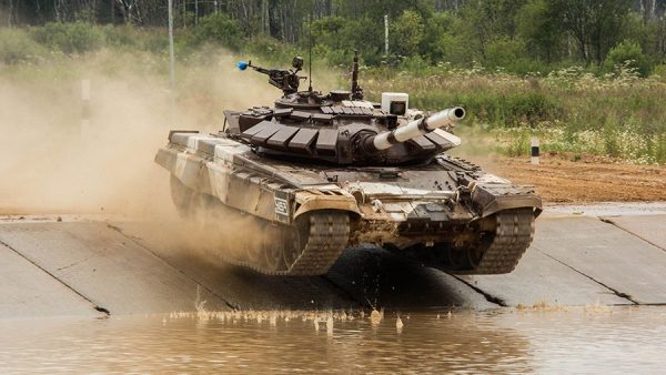 Одесская агрокомпания предлагает за российские танки по 100 тысяч долларов и поездку в Египет