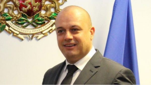 Министр туризма Болгарии: Беженцы из Украины должны начать работать