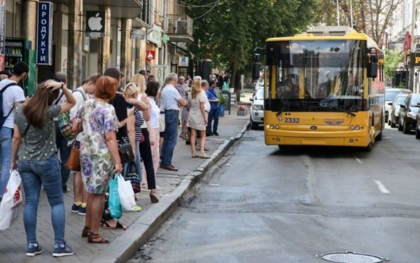 В Украине подорожал проезд в транспорте: как изменились цены в крупных городах