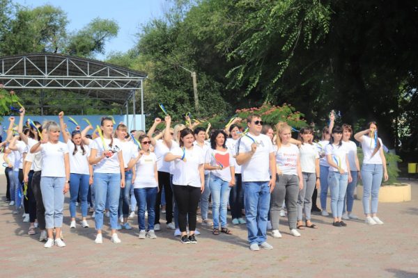 У Арцизькій громаді пройшов танцювальний флешмоб до Дня Конституції УКраїни