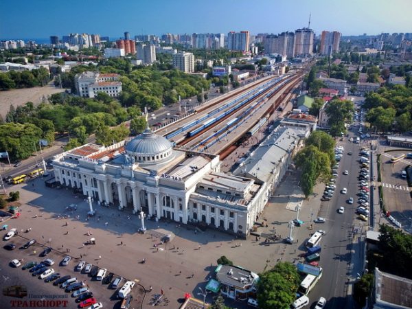 Пасажири відзначили залізничний вокзал Одеси найкращим в Україні
