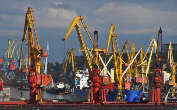 Пожежа в Одеському порту: в ОВА розказали деталі займання на одному з причалів