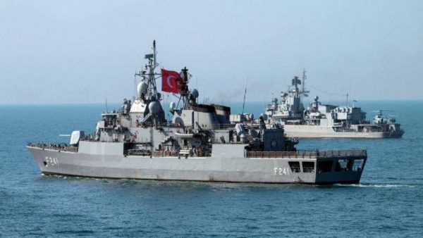 До Чорного моря увійшли два турецькі військові кораблі