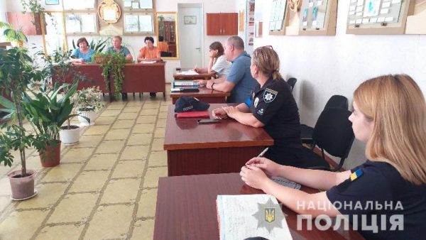 У Болградському районі поліція і ДСНС перевіряють школи на предмет безпечності