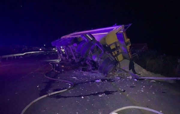 Ввечері на трасі Одеса-Рені сталася смертельна аварія за участю вантажних автомобілів
