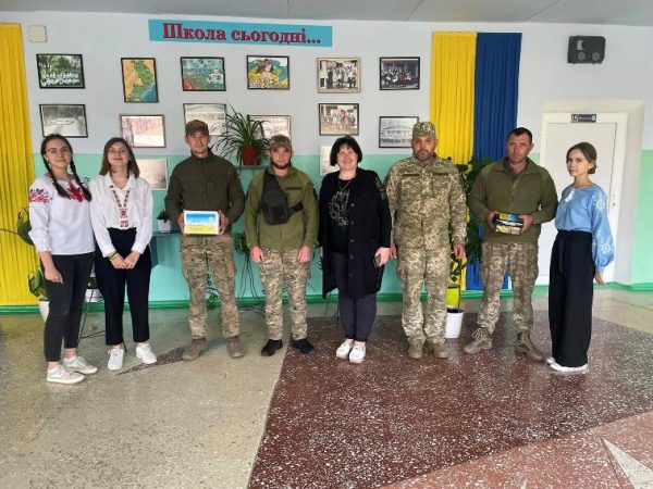 Освітяни Арцизької громади вдячні українським захисникам та захисницям