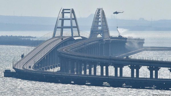 Путін звинуватив спецслужби України у вибуху на Кримському мосту