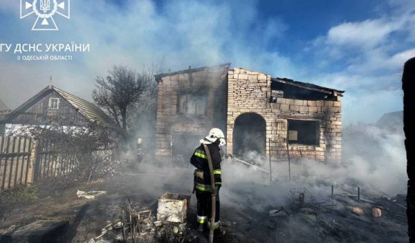 У Білгород-Дністровському районі сталася пожежа у двоповерховому житловому будинку