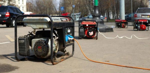 На Одещині зловмисники почали наживатися на генераторах – пристрої крадуть з вулиць просто під час роботи