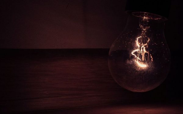 Відключення світла: в “Укренерго” попередили про дефіцит електрики 19 грудня та назвали причини