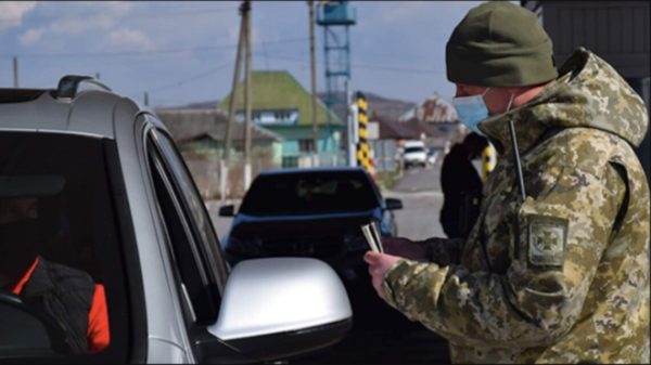 “Купив” дітей у знайомого, щоб перетнути кордон: на Одещині затримано правопорушника
