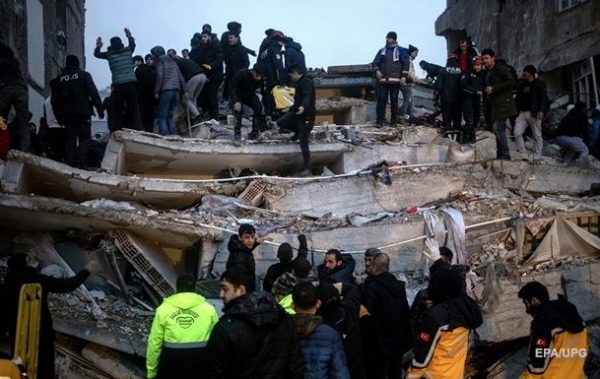 Землетрус у Туреччині та Сирії: кількість жертв наблизилась до 200