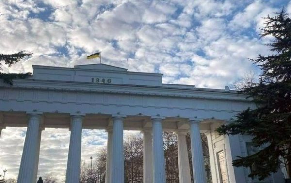 Партизани встановили прапор України у Севастополі