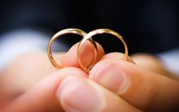 Одружуватись стало простіше: через “Дія” можна подати заяву про реєстрацію шлюбу