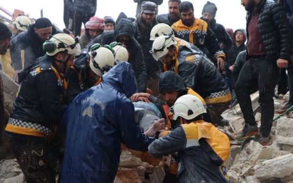 У Туреччині та Сирії кількість жертв внаслідок землетрусу зросла до понад 5 тисяч