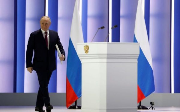 Нові погрози Україні і ядерний шантаж: про що говорив Путін перед Федеральними зборами