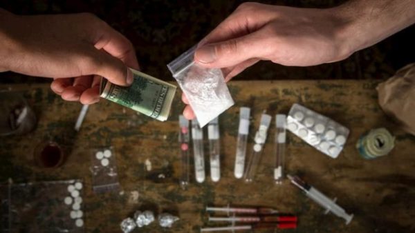 У Болграді на лаву підсудних відправили наркоторговця, який утримував вдома наркопритон