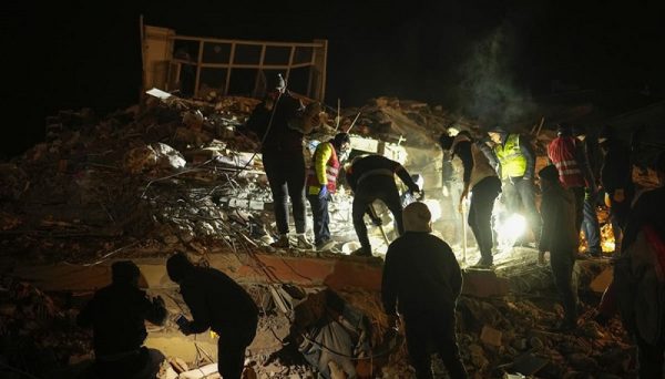 Вже понад 15 тисяч загиблих: кількість жертв землетрусів у Туреччині та Сирії продовжує зростати