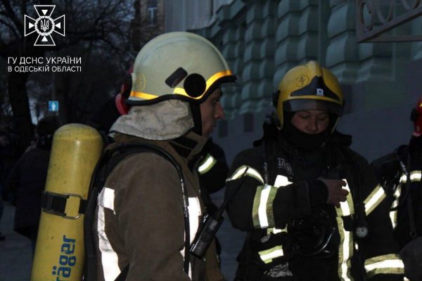 В Одесі горів Український театр: евакуювали 82 людини