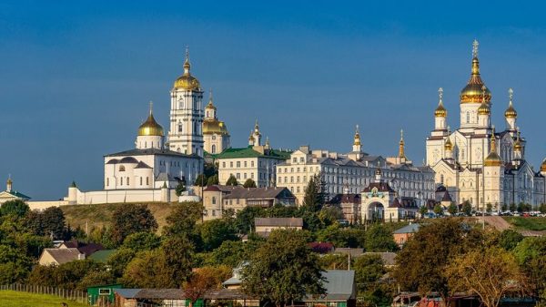 В Україні ще один знаменитий монастир повернуть державі
