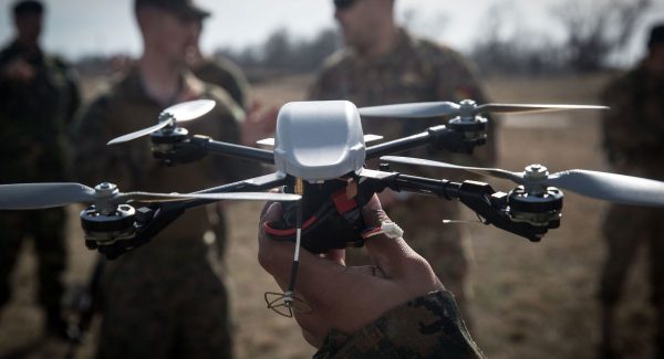 На допомогу українським військовим відправлять ще 300 дронів
