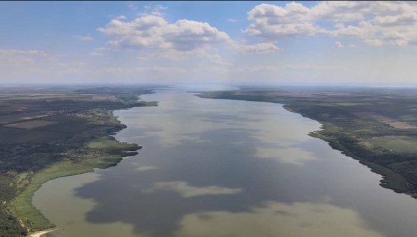 Шлюзи-регулятори закрили: наповнення водою придунайських озер зупинено