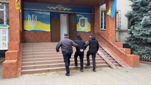 На Одещині за лічені години затримали аноніма, який повідомив про фейкове замінування військкомату