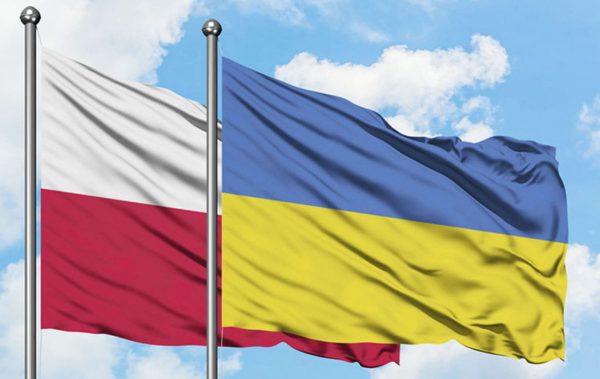 Україна й Польща домовилися про відновлення транзиту зерна