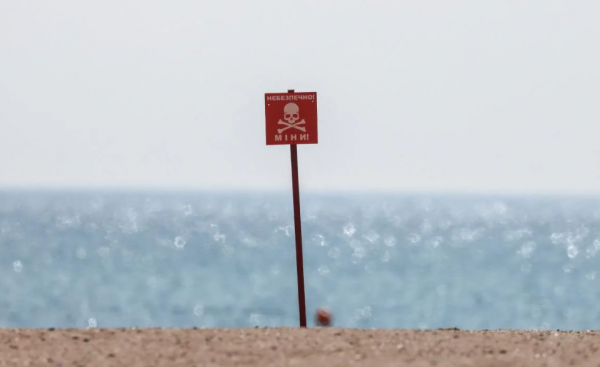 “Люди зможуть купатися” – Братчук роз’яснив наказ військових про відвідування пляжів