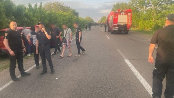 У поліції повідомили подробиці ДТП, внаслідок якого будо заблоковано трасу Одеса-Рені