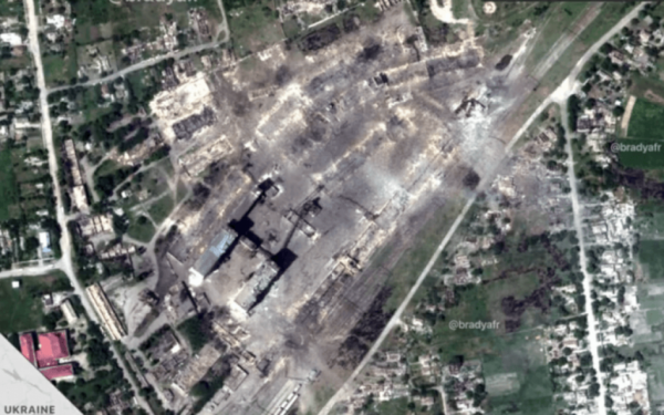 Стерто з лиці землі: з’явилися супутникові знімки знищеного складу окупантів на Херсонщині