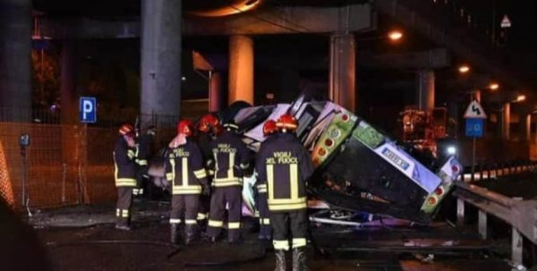 В аварії з автобусом у Венеції загинули 9 українців: в Італії почали публікувати прізвища жертв