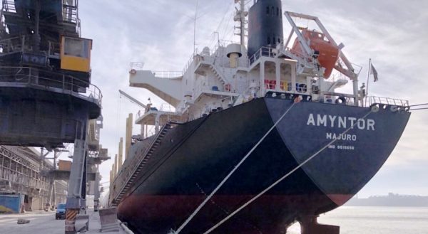 Росія не спроможна повністю заблокувати експорт зерна: Чорним морем запрацював гуманітарний коридор – Одеська ОВА